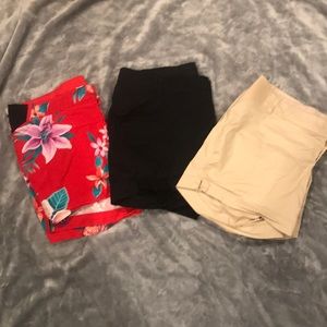 3 pairs of Maternity shorts- side panel stretch